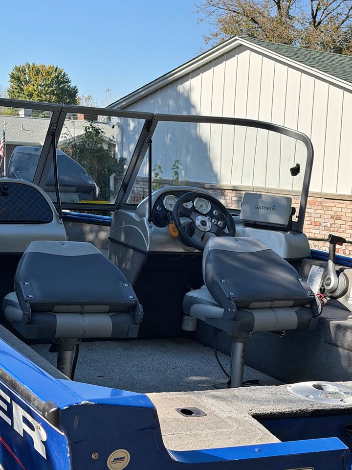 2011 Tracker prov 16wt for sale in Dayton, OH