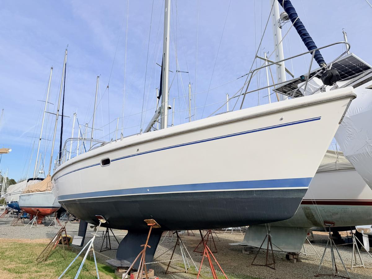38' Catalina 380 for sale in Virginia
