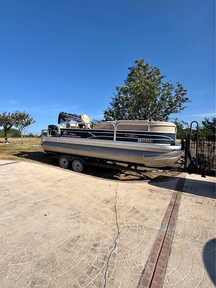 Pontoon boat for sale for sale in Spring Branch, TX
