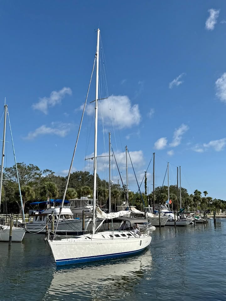 Beneteau First 41S5 Sailboat for sale in Gulfport, FL
