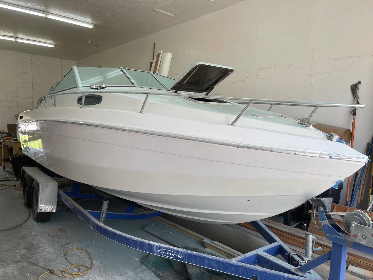 1990 Chris Craft Scorpion 210. 21 foot for sale in orlando