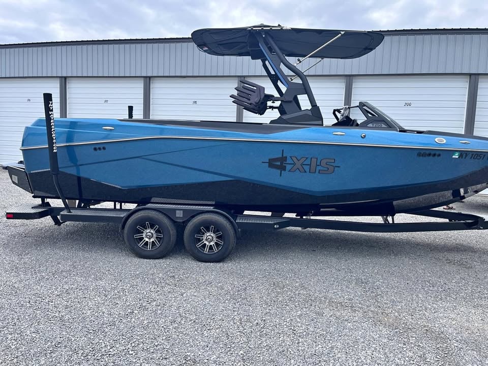 2026 Axis T250 - REDUCED for a fall sale - full tank of gas - 58 hours - One owner - Warranty (through 6/18/2031) transfer available for sale in Louisville, KY