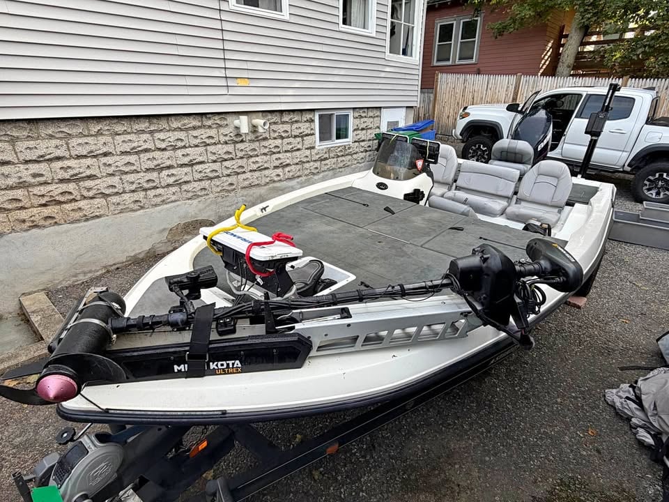 2008 Stratos 186XT for sale in Natick, MA