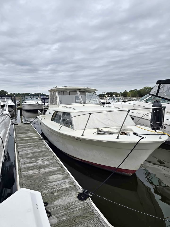 1966 Chris-Craft Commander – 27' – for sale in Galena, MD