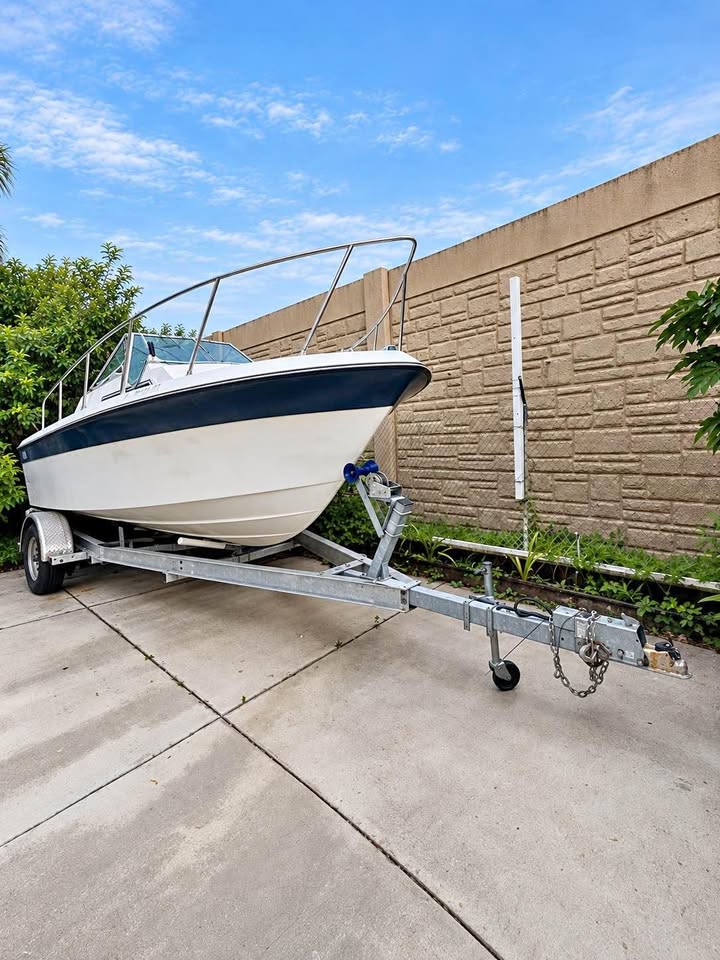 1998 Welcraft Welcraft 23 pies for sale in Miami, FL