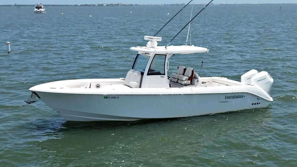 2024 Everglades 315 CC for sale in Largo, FL