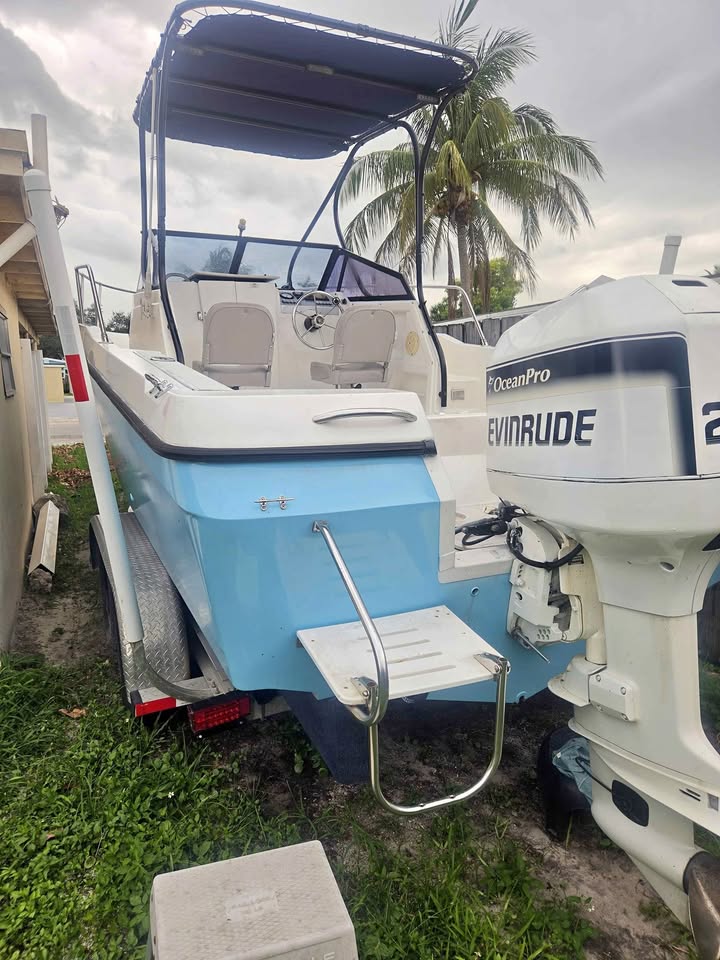 1997 Cobia EVINRUDE OCEAN PRO for sale in Davie, FL