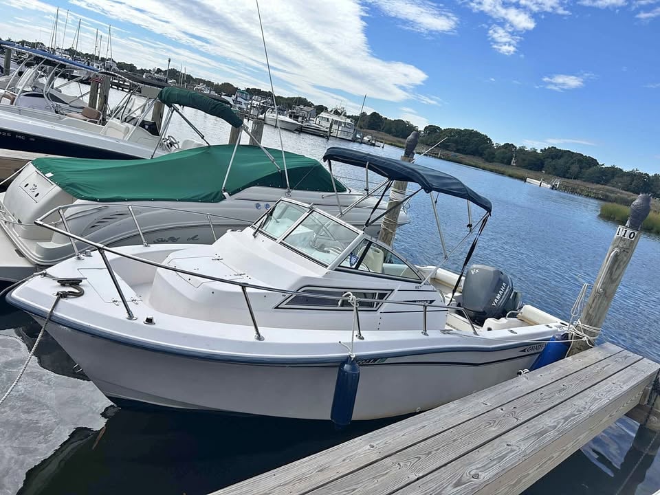 Grady-White Adventure 208 Boat for sale in Medford, NY