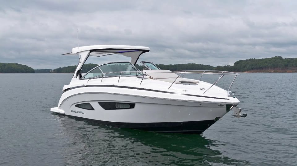2025 REGAL 33 EXPRESS FULL FACTORY WARRANTY for sale in Buford, GA