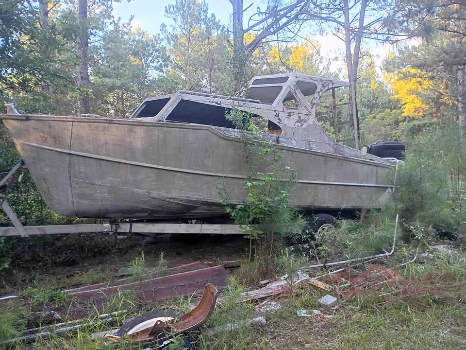 Early 1950's cutter all aluminum boat for sale in Atmore, AL
