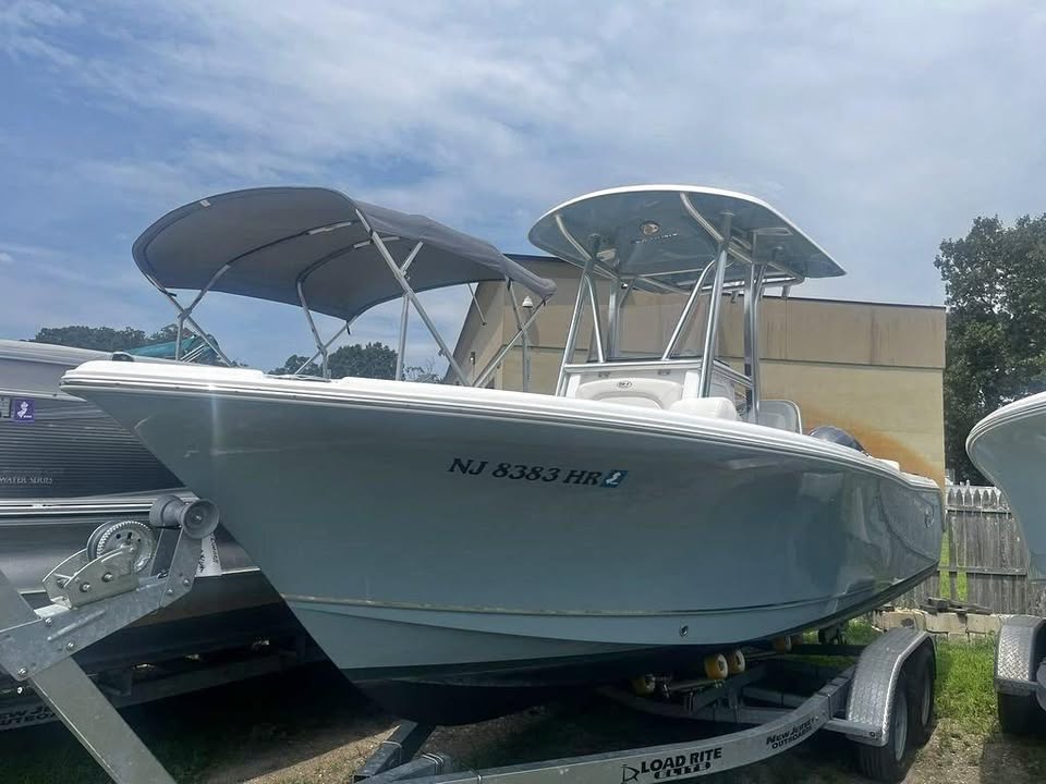 2022 Sea Hunt Ultra 234 for sale in Bayville, NJ