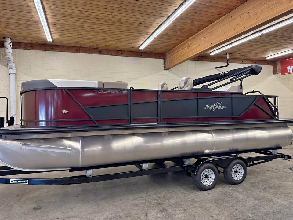 2026 Sunchaser eclipse swing back dh - tri toon for sale in Portland, OR