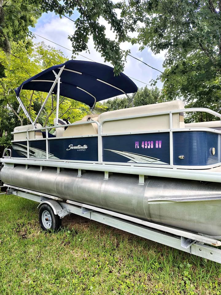 2019 Godfrey Sweet Water Sunrise 206c Pontoon Boat for sale in St Augustine, FL
