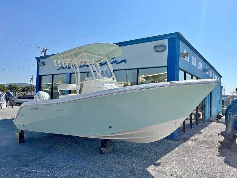 2023 Cobia 220 CC for sale in Grosse Ile, MI