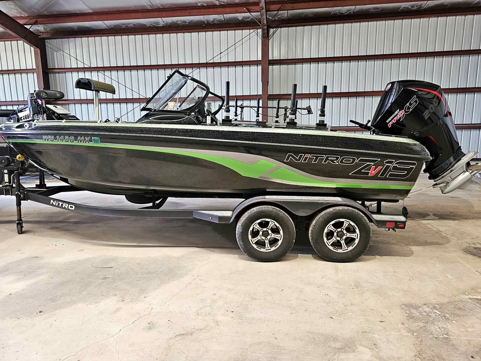2021 ZV 19 nitro pro for sale in Manitowoc, WI