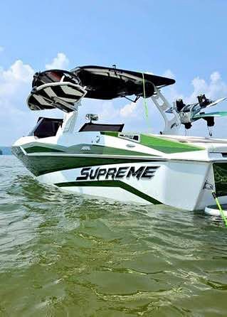 2021 Supreme Wakesurf boat w/ gear for sale in Ten Mile, TN