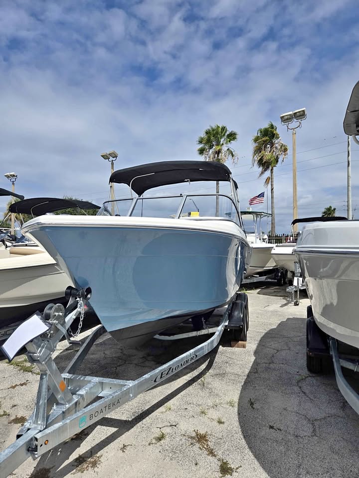 2024 Cobia 220 DC for sale in Merritt Island, FL