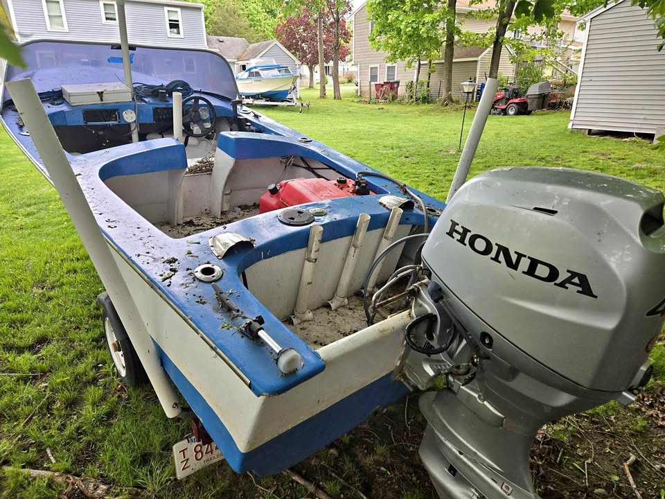 Speed boat for sale in Middleboro, MA