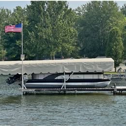 2017 Bennington Tritoon for sale in Canton, MI