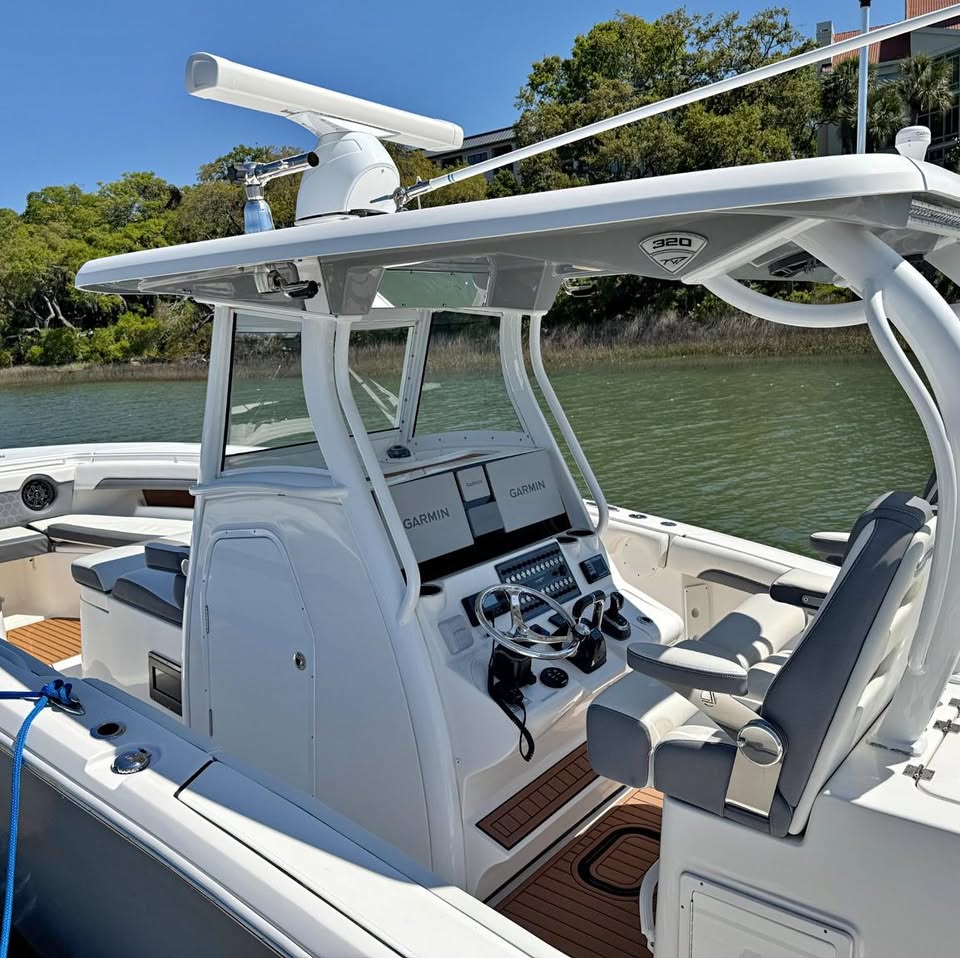 2018 Tidewater 320 CC Adventure for sale in Hilton Head Island, SC