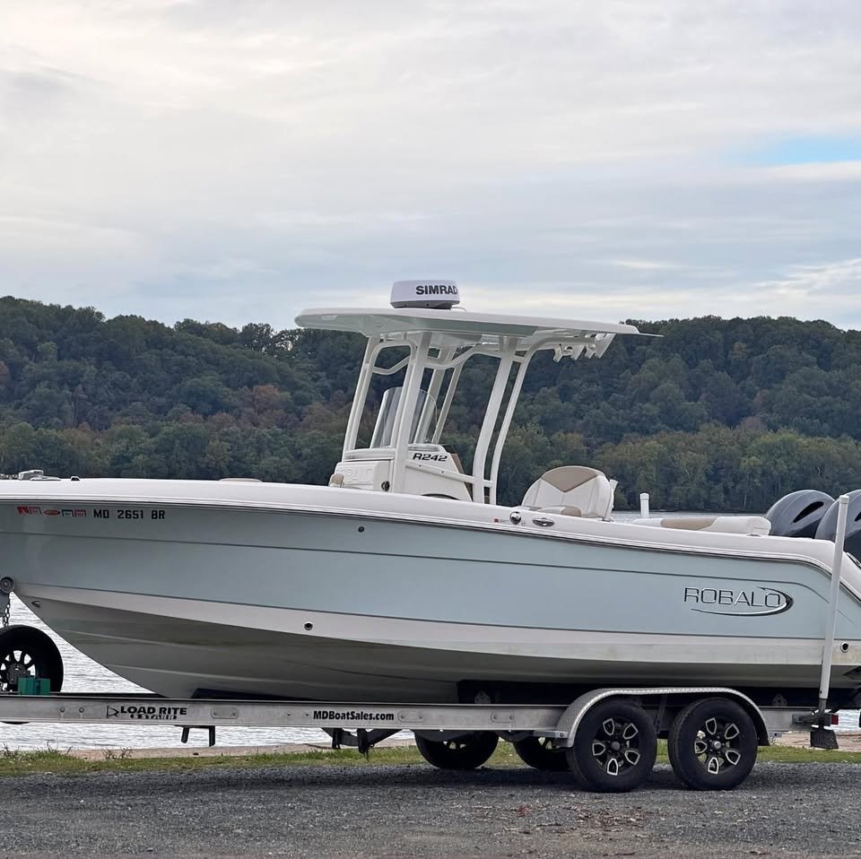 2021 Robalo 242 cc for sale in Conowingo, MD