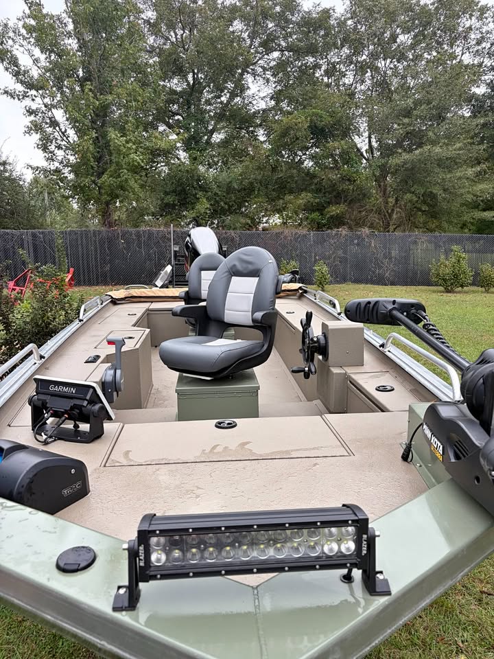 18 Ft. Crappie Boat, 90HP Yamaha for sale in Helena, AL