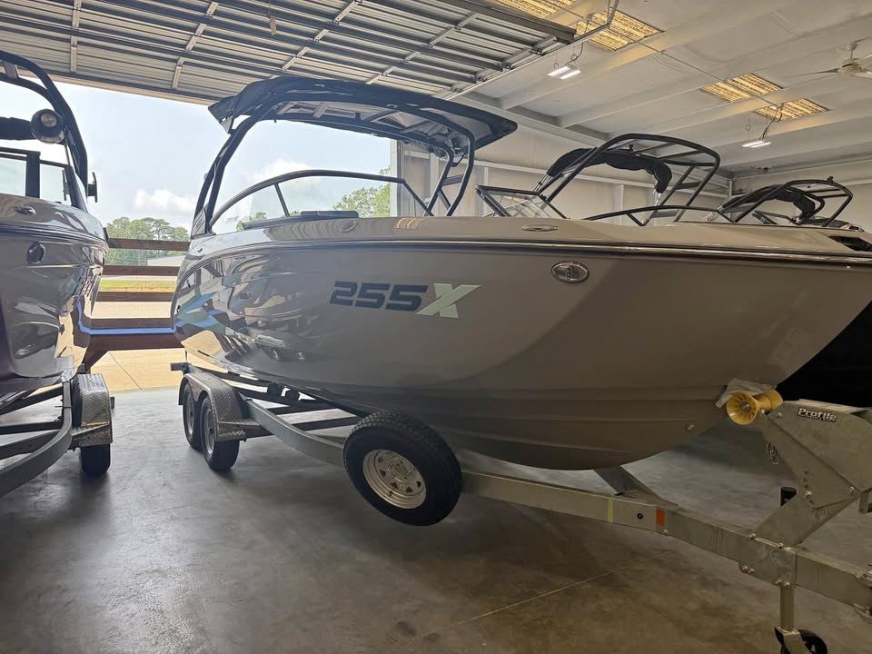 2026 NEW YAMAHA 255XD WAKE/SURF BOAT for sale in Sanford, NC