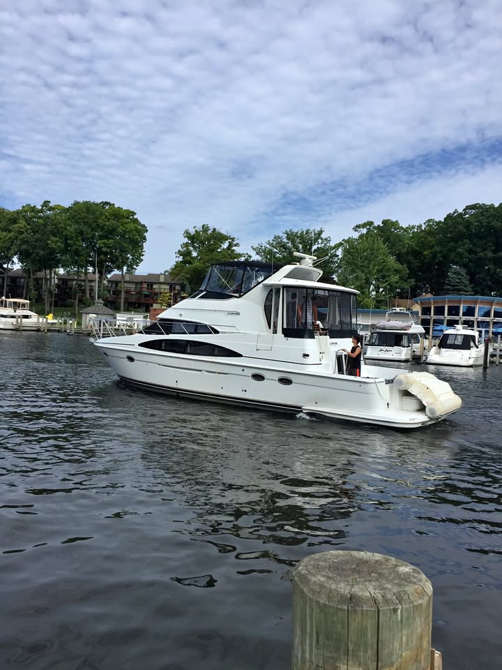 2001 Carver 444 motor yacht for sale in Douglas, MI