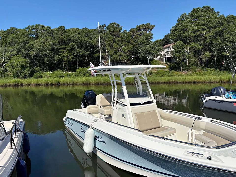 2021 Boston Whaler 230 Outrage for sale in East Falmouth, MA