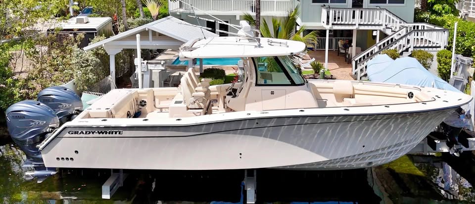 2021 Grady-White Canyon 336, 33ft - MyYachtSales.com for sale in Key Largo, FL