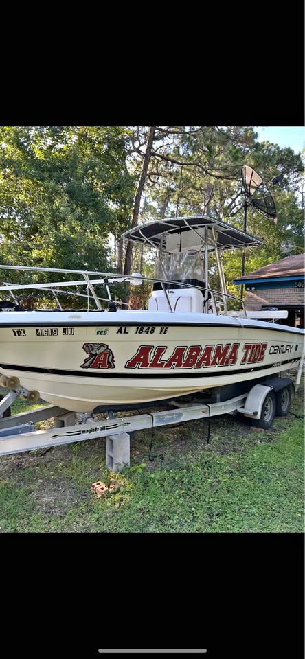 2002, 23’ Century center console boat for sale in Dauphin Island, AL