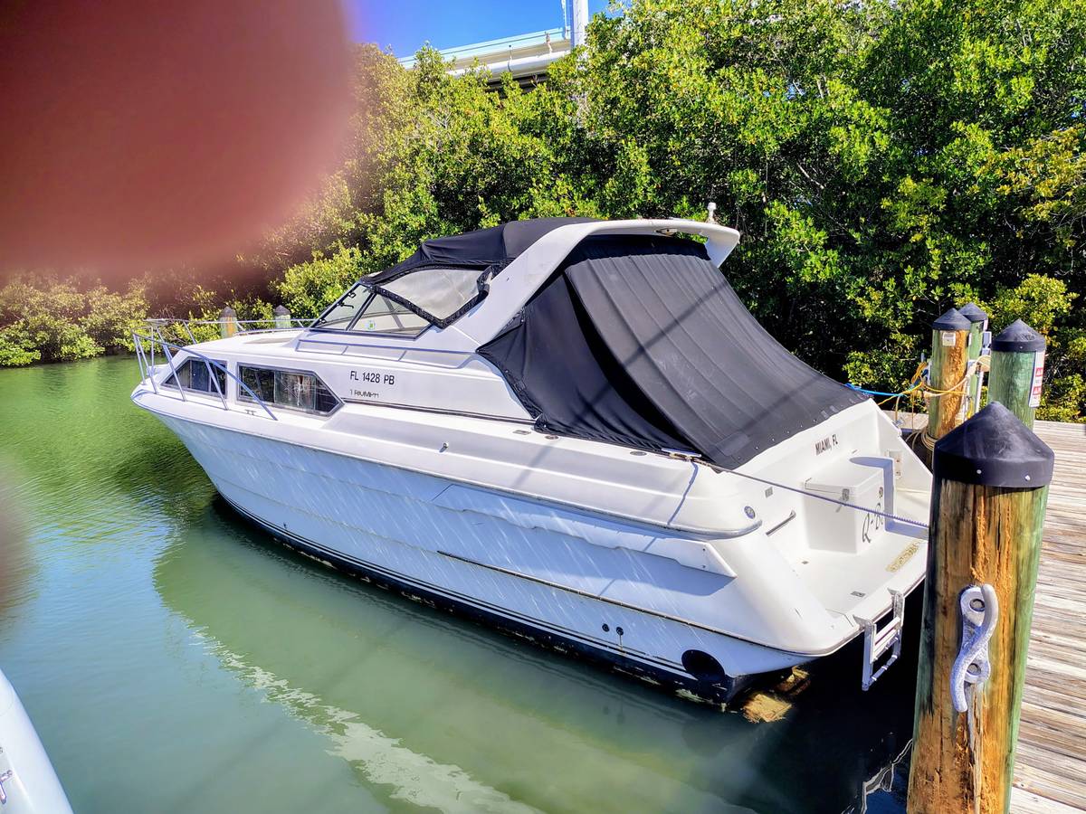 1994 34’ Wellcraft Triumph Cruiser- Nice Shape for sale in miami / dade county