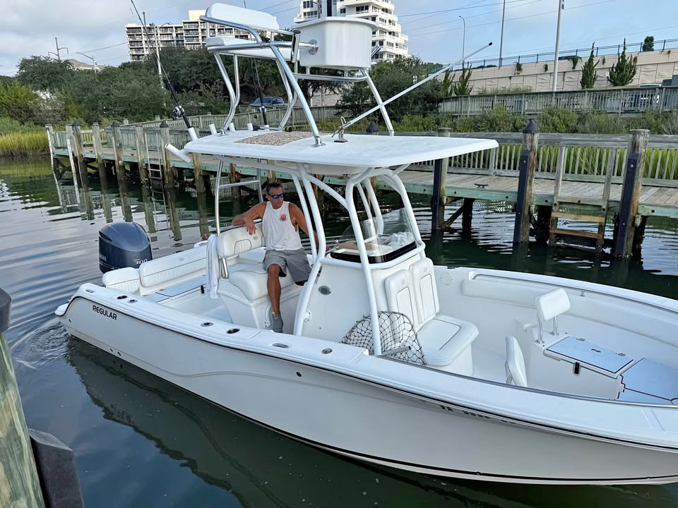 Sea Fox 2015 246 Commander Center Console Boat with trailer and truck Yamaha 300 Engine for sale in Virginia Beach, VA