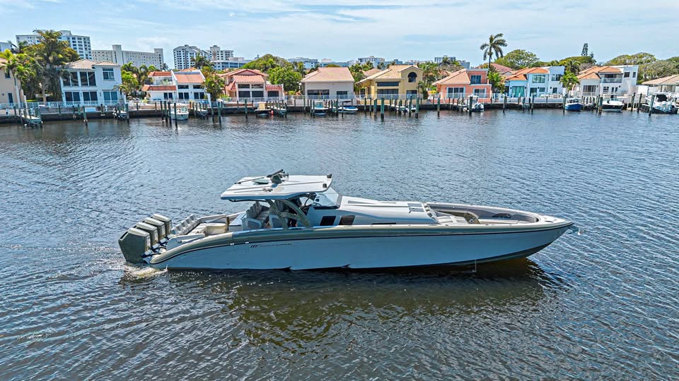 2025 Midnight Express 52 viesse for sale in Deerfield Beach, FL