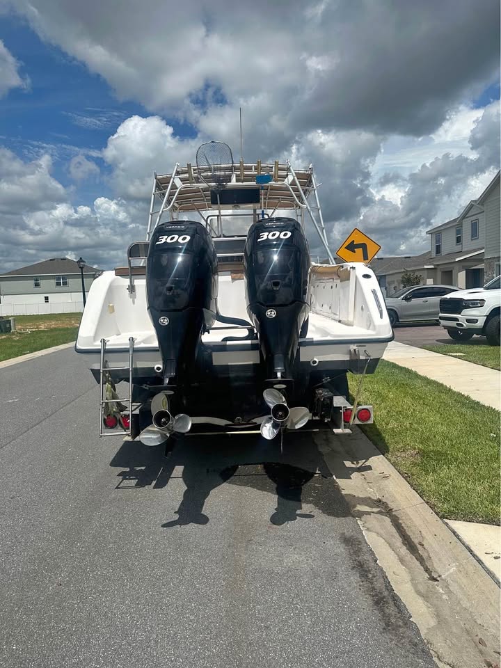 Century 3200 CC Boat for sale in Clermont, FL