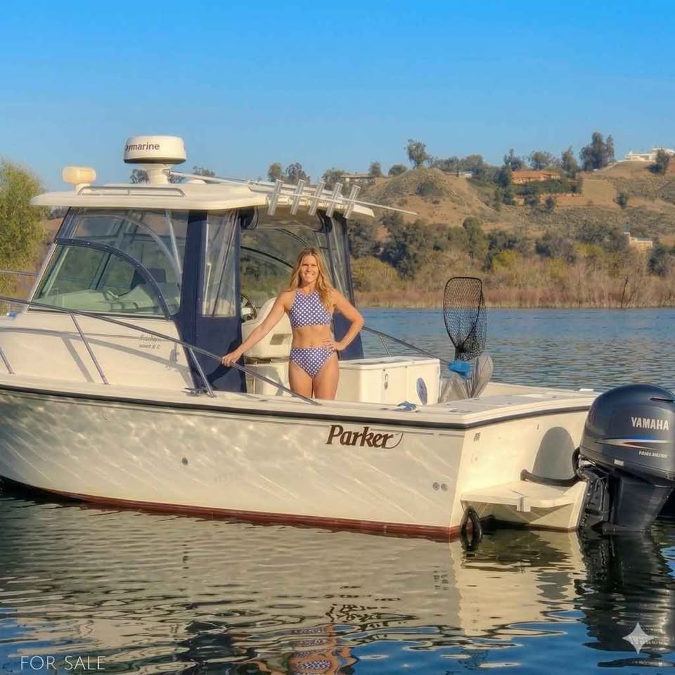 2011 parker 2510 xld for sale in Costa Mesa, CA