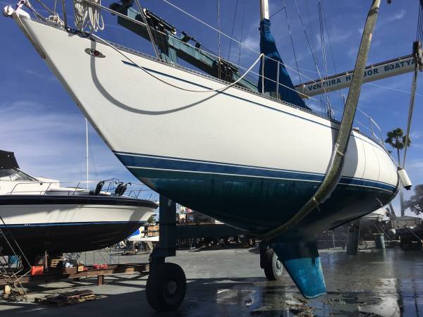 CATALINA 38 SAILBOAT FOR SALE>>> REDUCED for sale in VENTURA