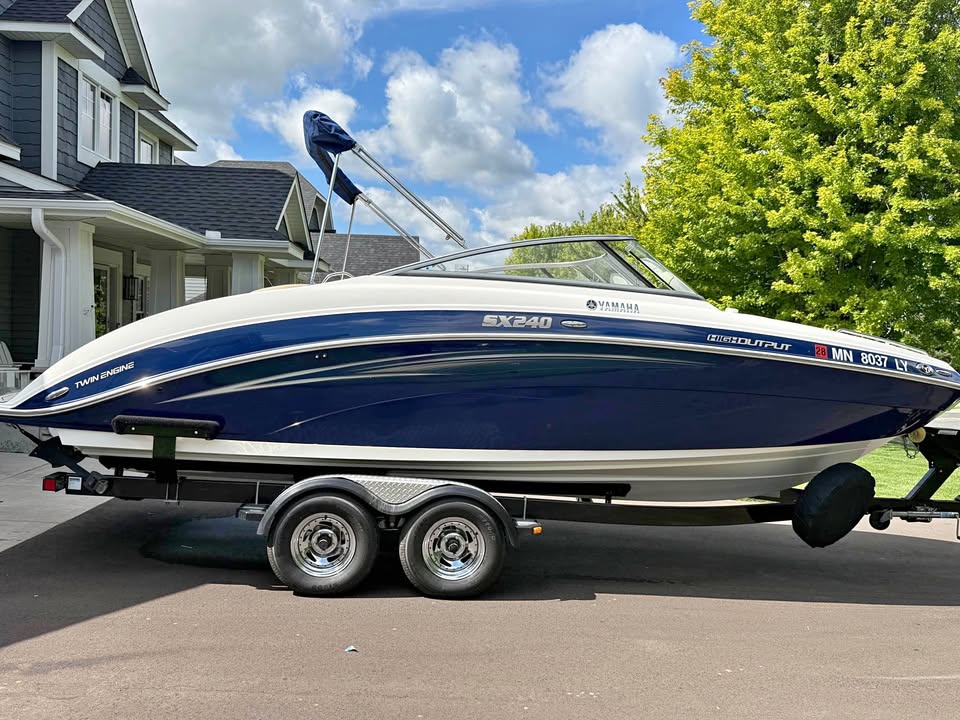 2012 Yamaha sx240 ho for sale in Waconia, MN