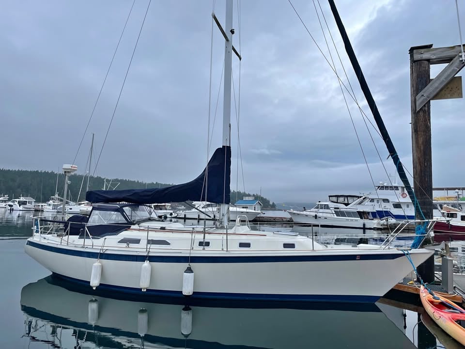 1986 Ericson 38-200 for sale in Friday Harbor, WA