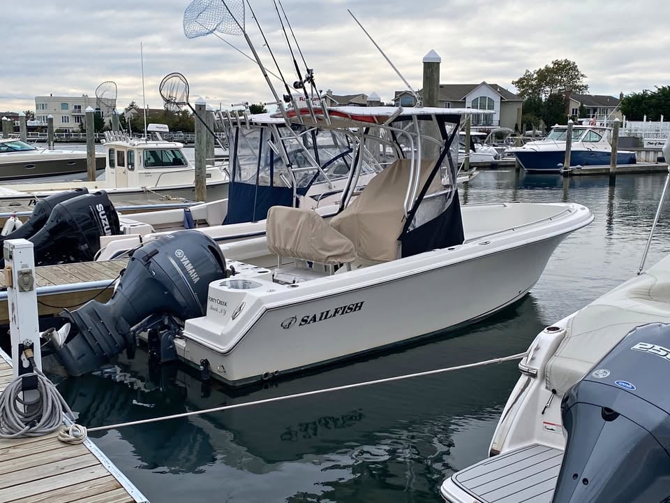 2016 SAILFISH 220 center console for sale in East Meadow, NY