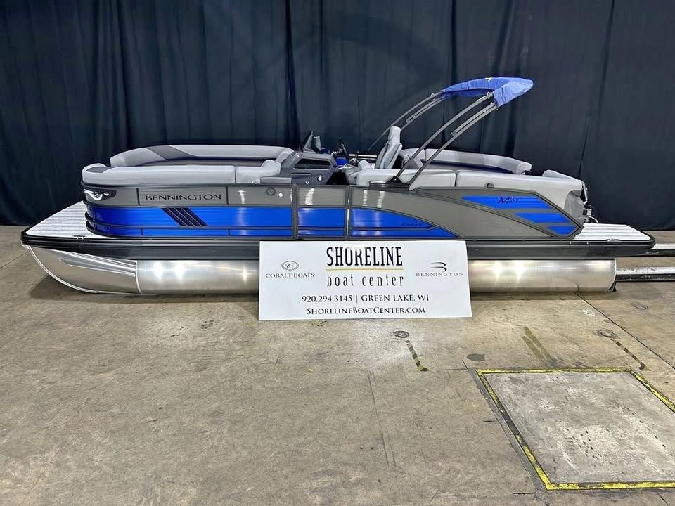 2025 Bennington M Quad Bench 24 MFB for sale in Green Lake, WI