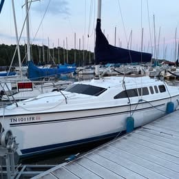 1995 Hunter 26 water ballast sailboat with trailer Tohatsu 4 stroke 9.8 hp outboard and more for sale in Nashville, TN