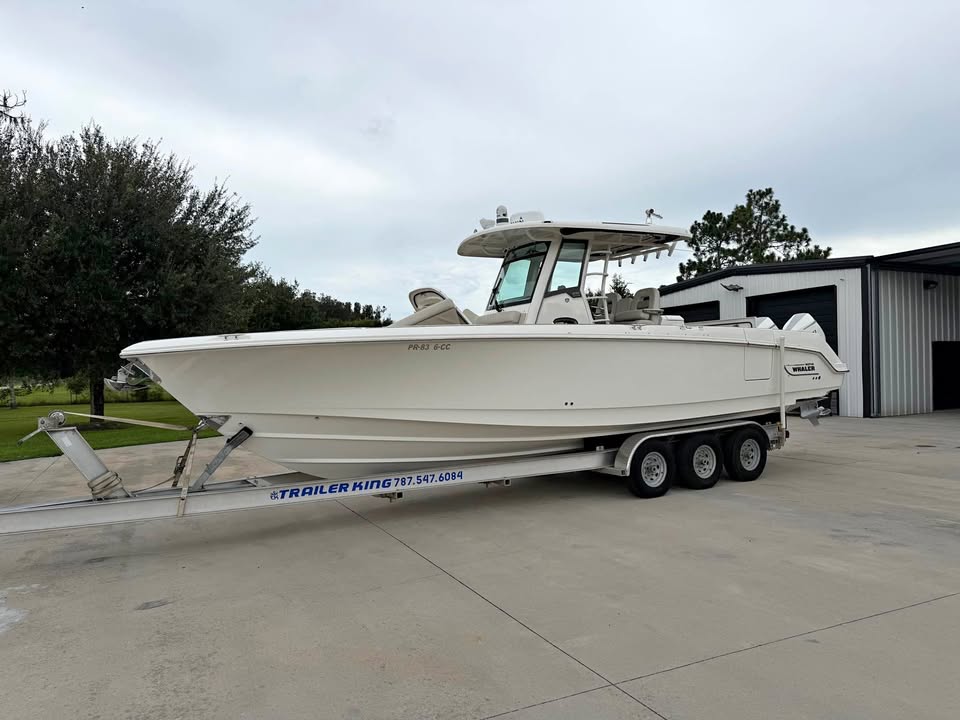 2018 Boston whaler 330 outrage for sale in Kissimmee, FL