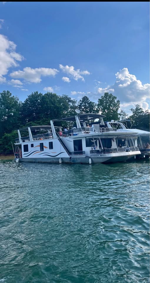 18’x73’ HouseBoat Norris Lake for sale in Oak Ridge, TN