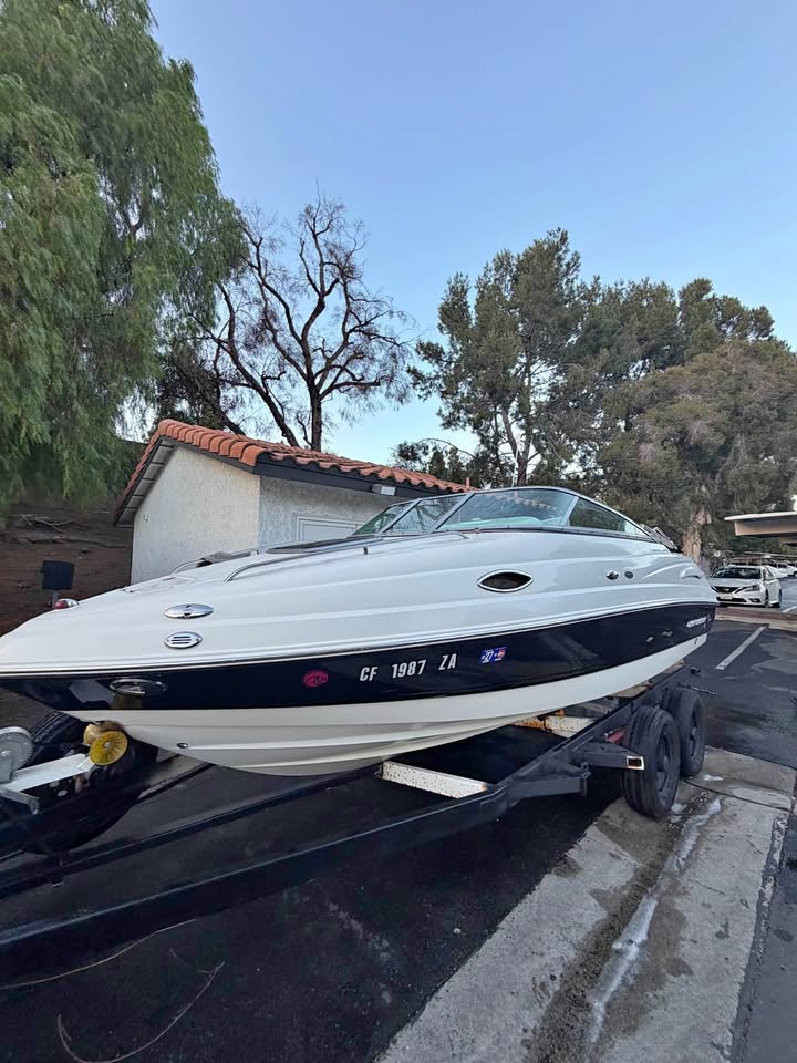 2008 Chaparral 215 ssi cuddy cabiin for sale in Yorba Linda, CA