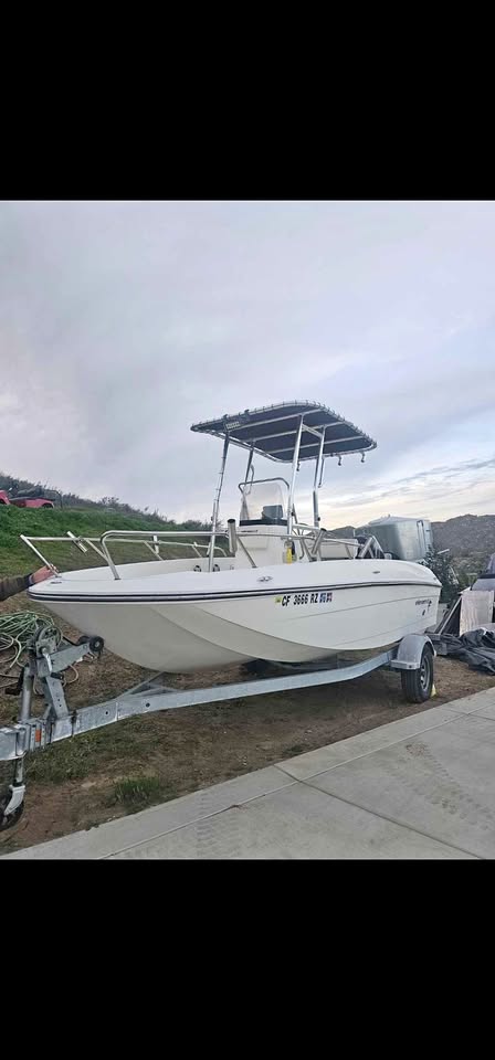 2018 bayliner 18ft fishing boat everything works good under 360 hours for sale in Hemet, CA