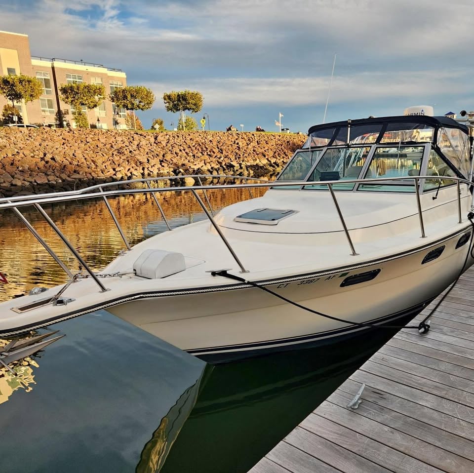 1985 TIARA 2700 Pursuit for sale in Stamford, CT