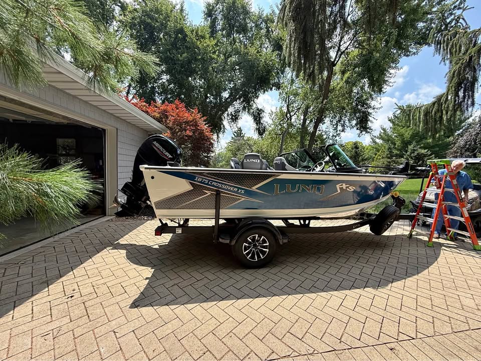 2025 Lund 1875 Crossover XS Boat for sale in Niles, MI