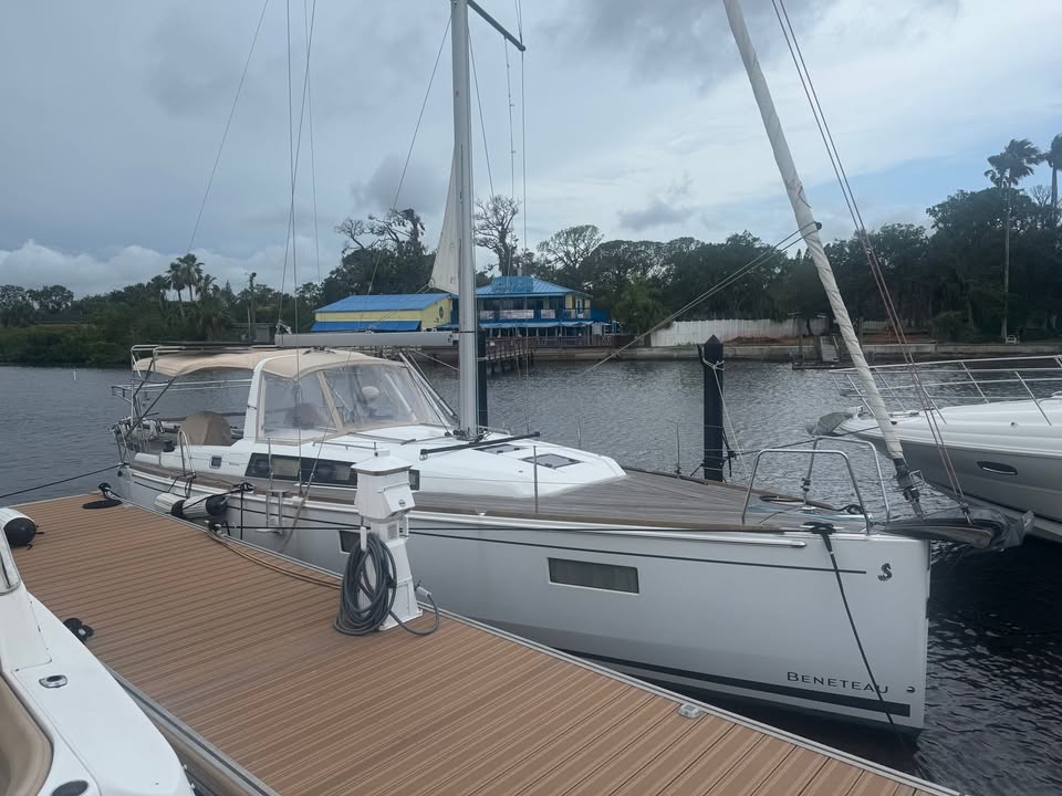 Sailboat, 2019 Beneteau, Oceanis, 38.1 for sale in New Port Richey, FL