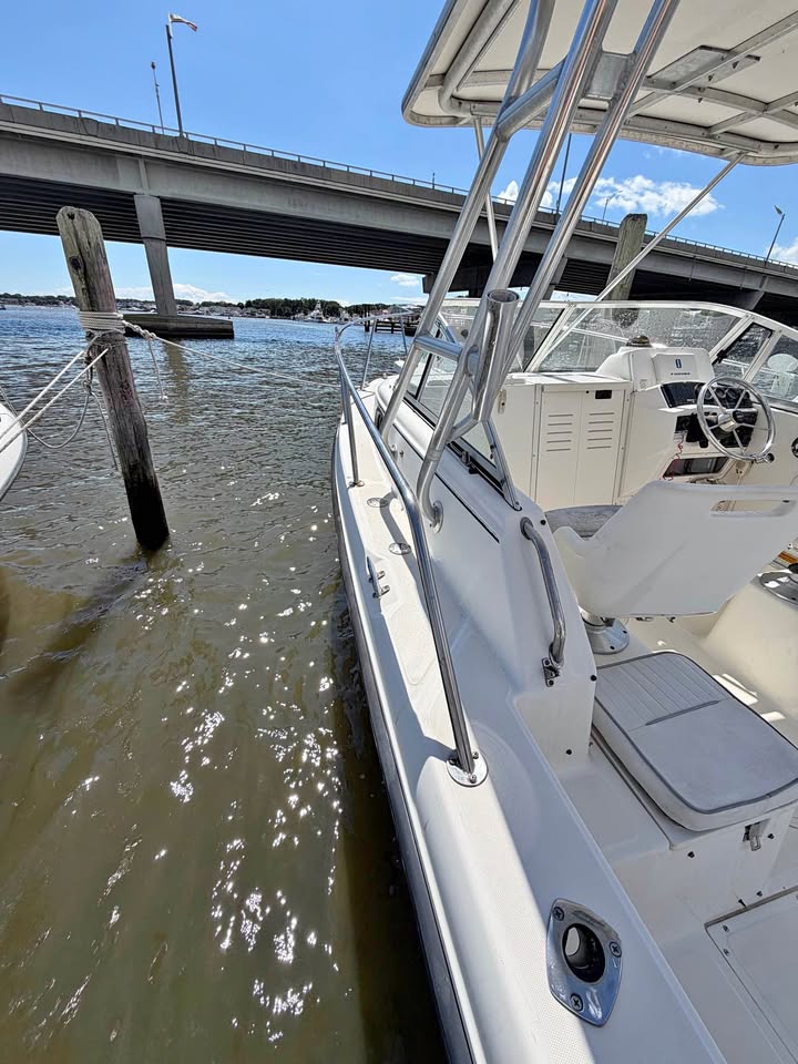 1998 Boston whaler 21 conquest for sale in Point Pleasant, NJ